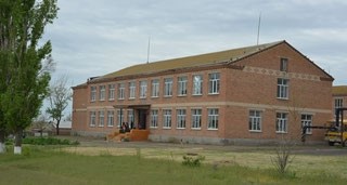 Фото 6. современное здание школы х. Хуторской. Кировское с.п. 2022