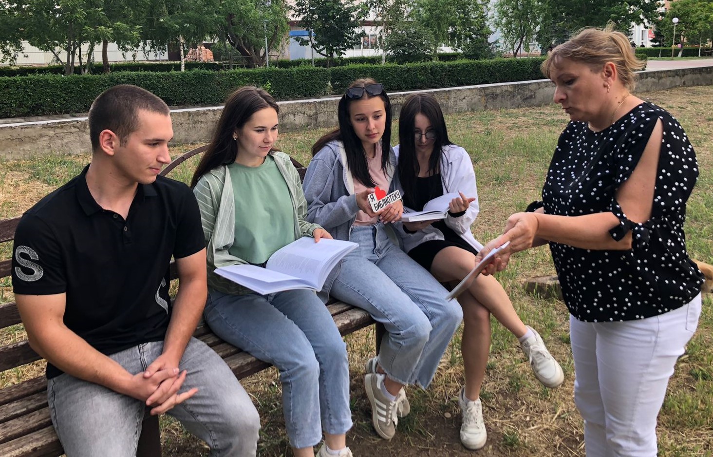 _1_20.06.2025_Час_памяти_Любовь_к_родному_краю__в_каждой_строчке.jpeg