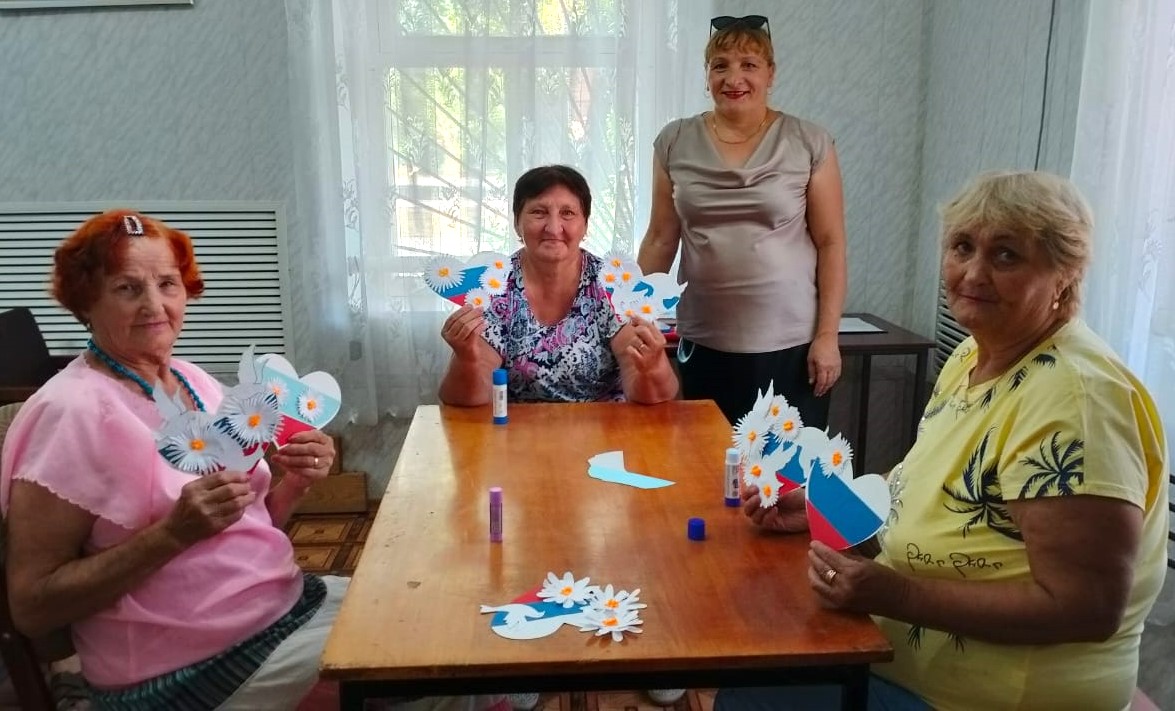 _1_22.08.2025_Познавательный_час_Под_стягом_Отчизны_КИБО.jpeg