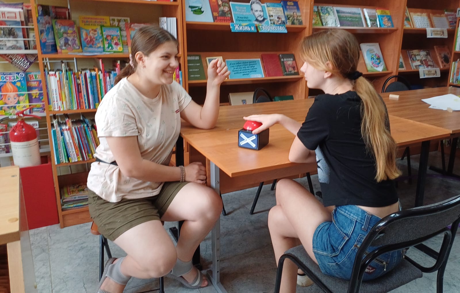 _1__08.08.2025_Библиошоу_Знания__пища_для_ума_в_Камышевском_отделе.jpeg