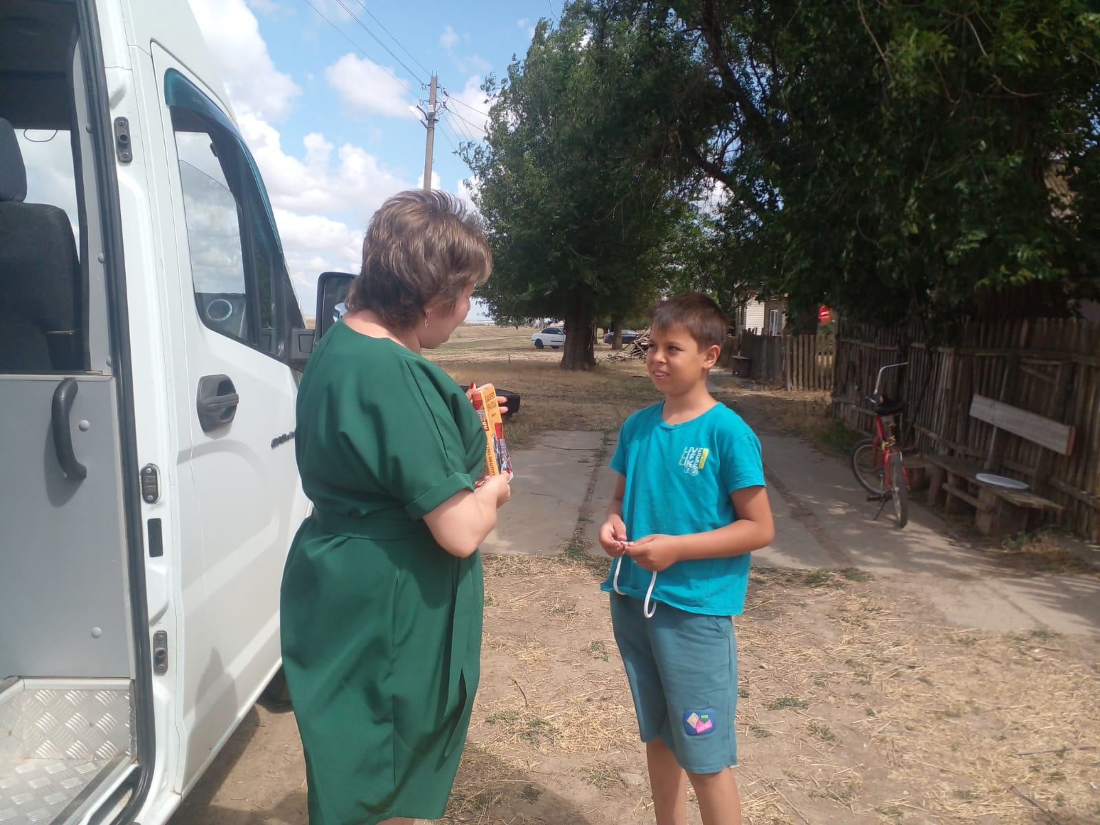 _2_17.06.2025__Патриотический_час_Пока_мы_помним_мы_живем_КИБО.jpeg