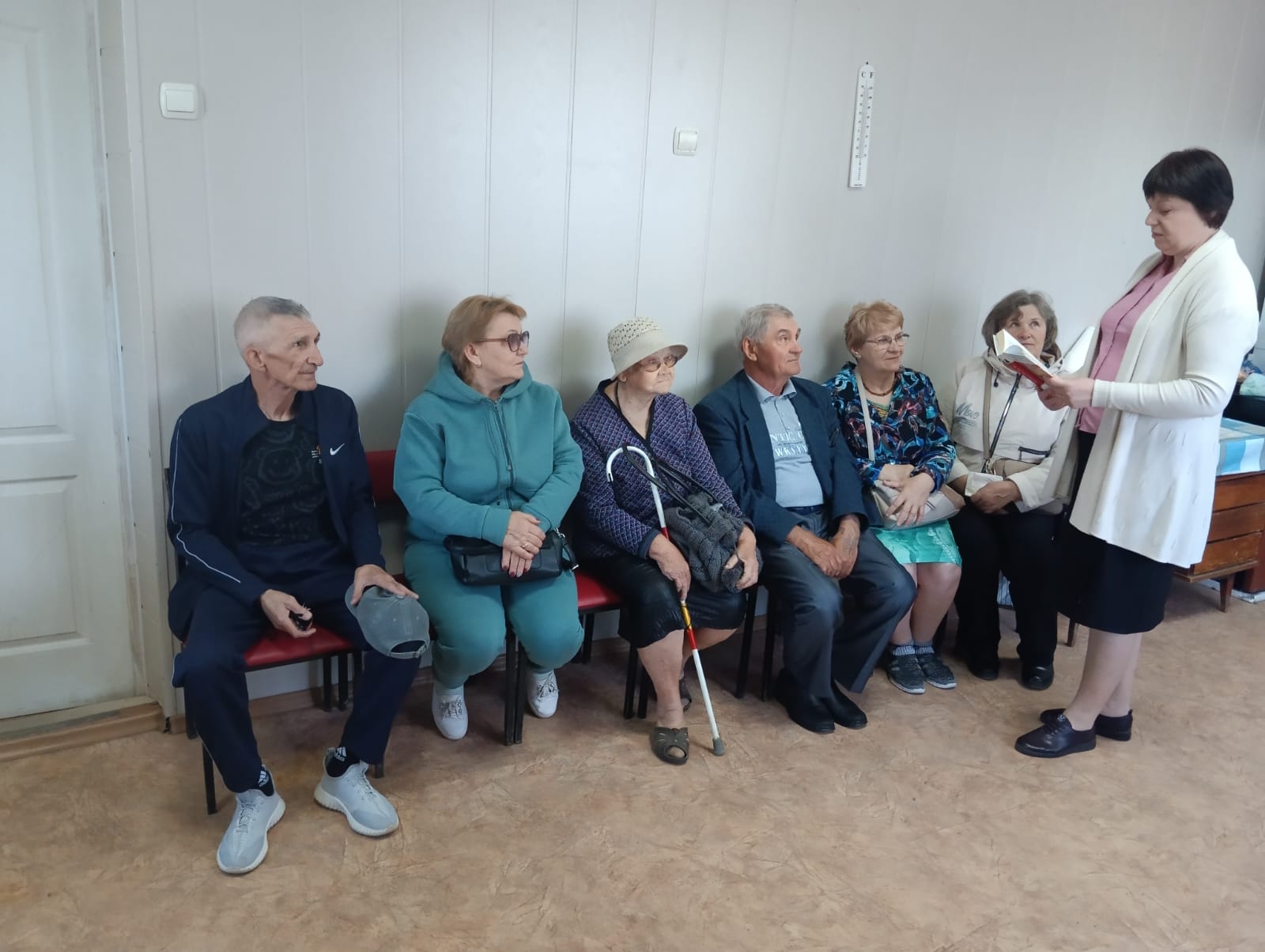 _2_22.05.2025_литературно-_поэтический__час__Здесь__оставлено__сердце__мое.jpeg