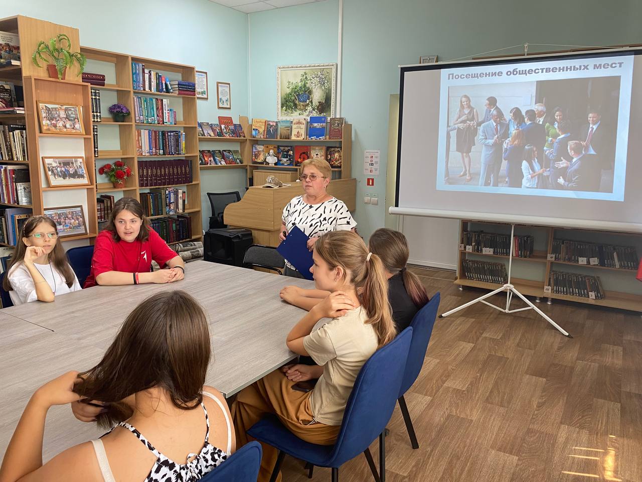 _4_01.08.2025_Подиум_мнений_Твори_себя_и_мир_вокруг_себя.jpg