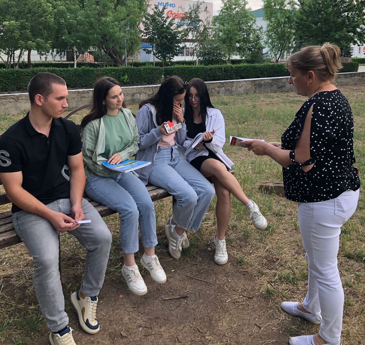 _4_20.06.2025_Час_памяти_Любовь_к_родному_краю__в_каждой_строчке.jpeg