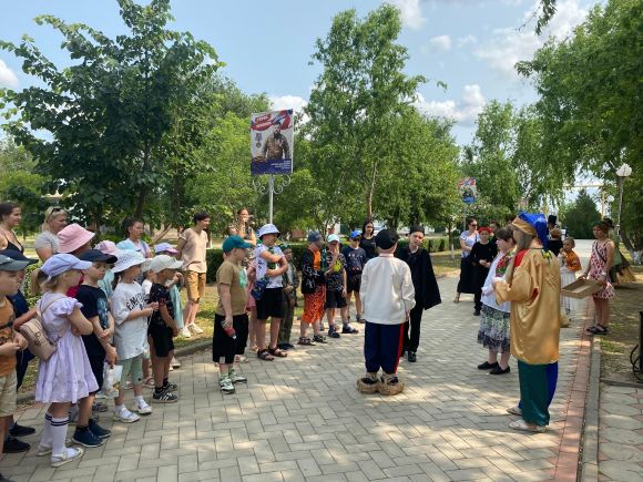 _8_06.06.2025_Литературный_бульвар_Вся_палитра_пушкинского_слова.jpg