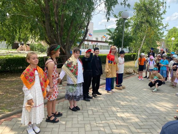 _9_06.06.2025_Литературный_бульвар_Вся_палитра_пушкинского_слова.jpg
