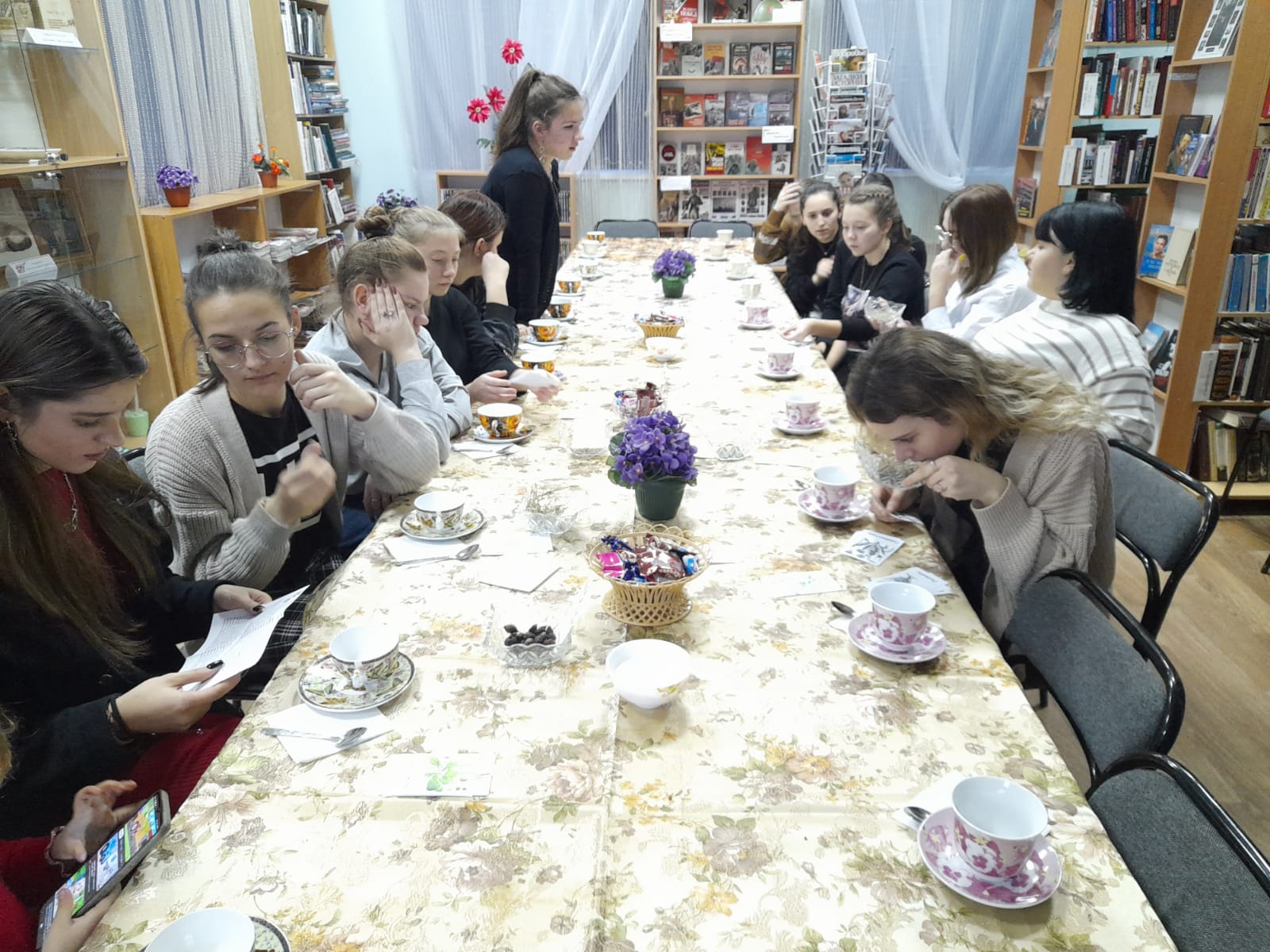 Фото 7. 18.11.2022 Чайная церемонию В гостях у чая. ЦБ