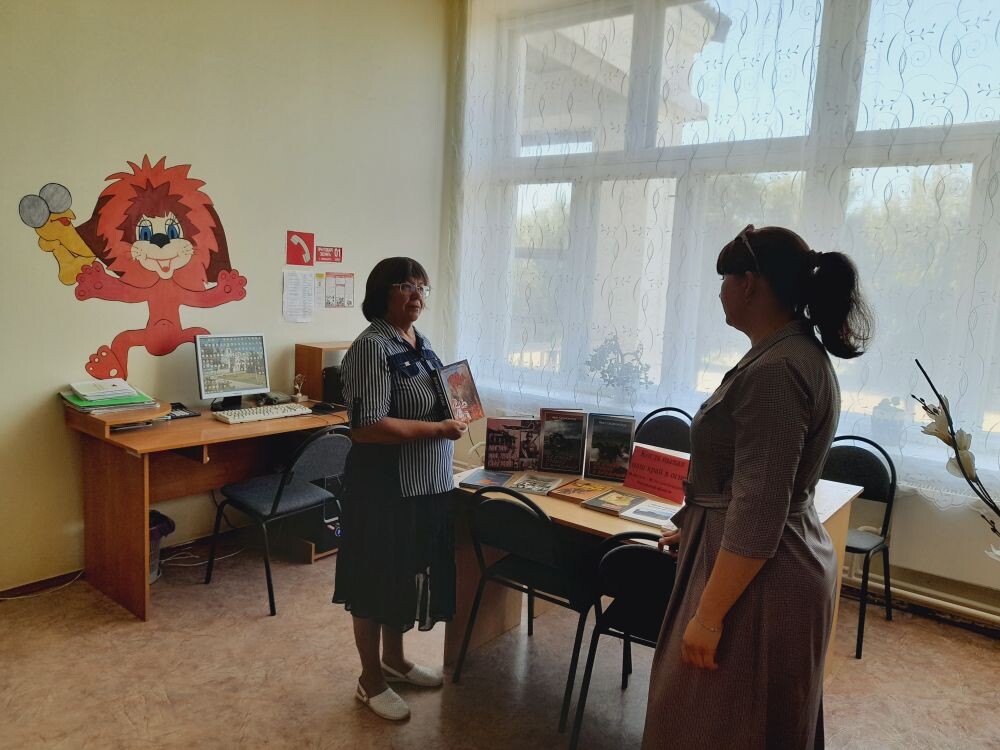 Фото 3. 30.08.2023 Открытый просмотр Когда пылал наш край в огне. Кутейниковский отдел