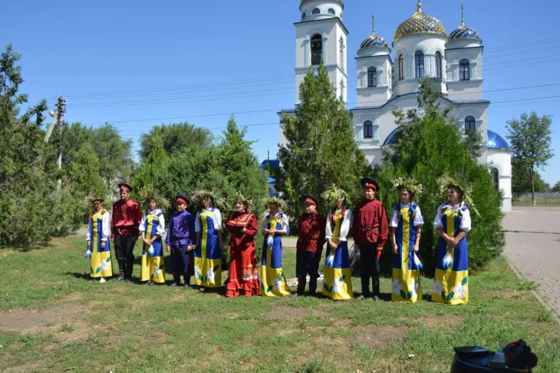 Фото 5. 24.06.2024 Фольклорный праздник Зелёные святки в Кутейниковском отделе